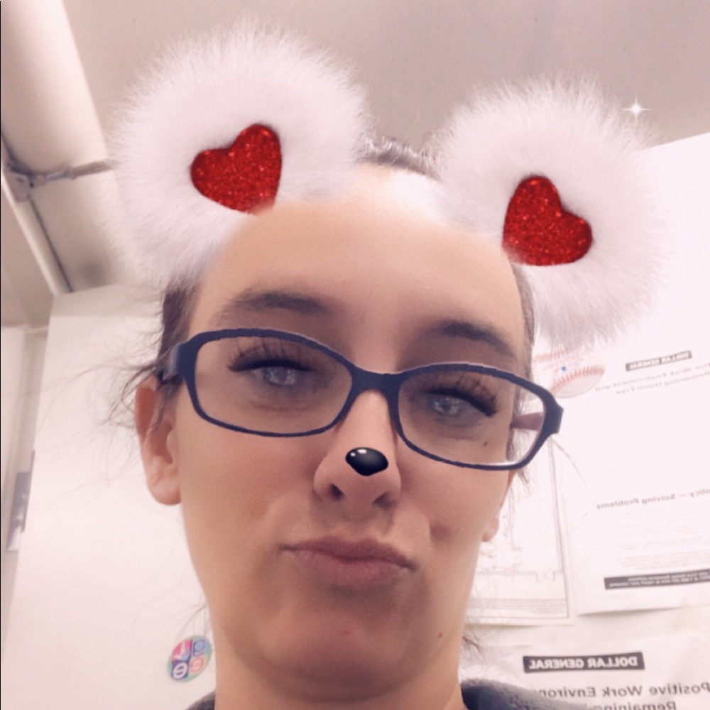 Meet your Posher, Brandi